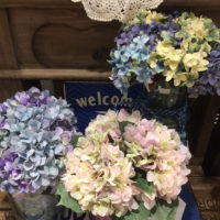 今の季節にピッタリのフェイクアジサイ〈京都マルイ店〉