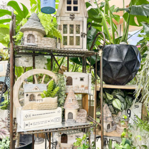 ミニチュアハウスの植木鉢〈西宮店〉