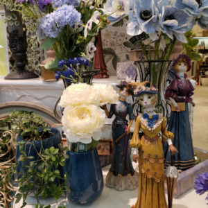 新しいﾌｪｲｸﾌﾗﾜｰ&ﾌﾗﾜｰﾍﾞｰｽ入荷♪〈西宮店〉