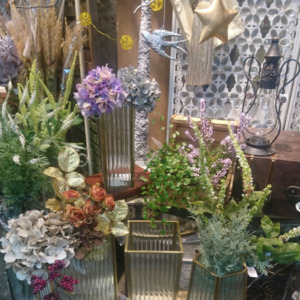 フラワーベース〈西宮店〉