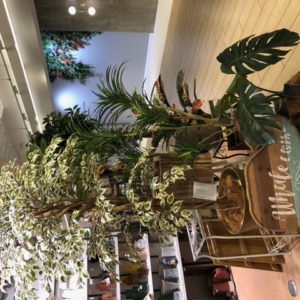 【NEWS】大型フェイクグリーン〈梅田店〉