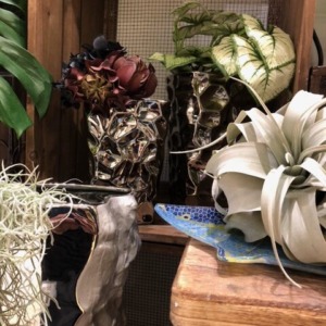 シルバー色のアイテム〈梅田店〉